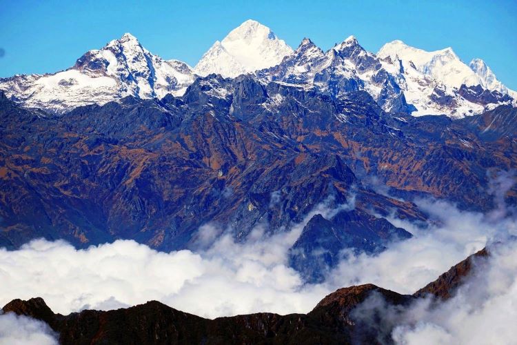 3 high pass in Kanchenjunga Trek