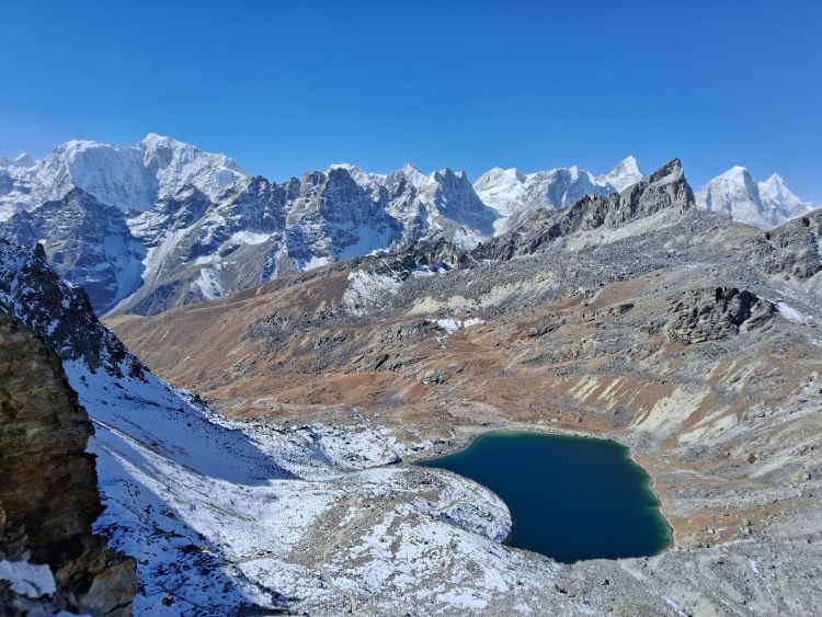 Everest three passes trek Nepal