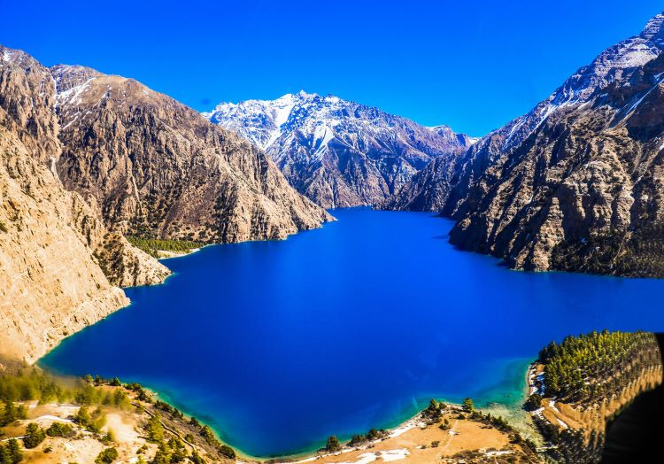 Phoksundo Lake - A Most largest Himalayan lakes In nepal
