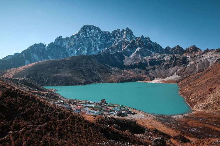 Trek to Gokyo Valley Nepal